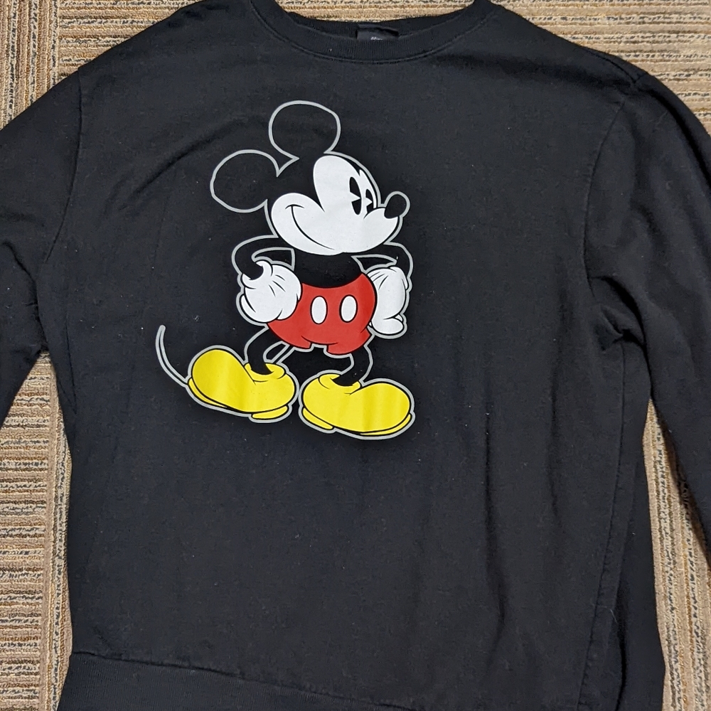 Disney Mickey Mouse graphic sweatshirt